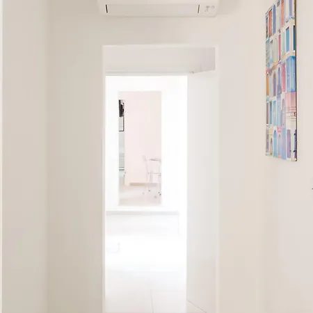 Appartement In Centro Di Charme Con Terrazza!